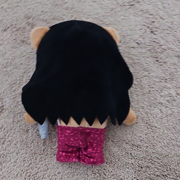 Hello Kitty Selena Plush - Picture 3 of 3